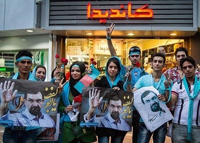 زنان و تبلیغات انتخاباتی