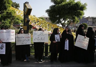 زنان و تبلیغات انتخاباتی