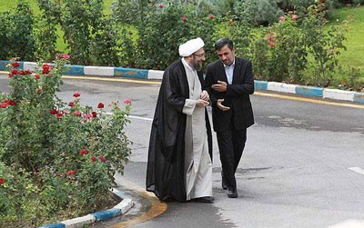 احضار احمدی نژاد به دادگاه,بازداشت جوانفکر,چالش دولت با قوه قضائيه