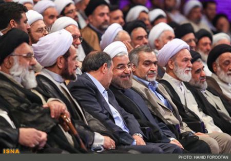 حاشیه‌های دیدار روحانی با علما و روحانیون