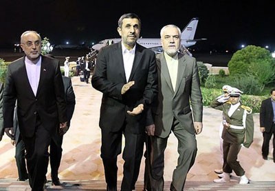 استقبال از احمدی نژاد در فرودگاه, تصاویر استقبال از احمدی نژاد