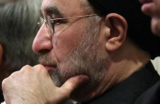 مراسم تحلیف روحانی,خاتمی در مراسم تحلیف روحانی
