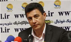 امیر قلعه‌نویی,ابراهیم زاده,مصدوم شدن بازیکنان استقلال