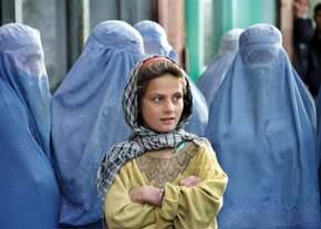 فروختن دختران مصری,قاچاق دختران جوان و نوجوان مصری,قاچاق دختران