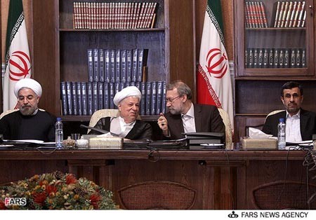  احمدی نژاد در  مجمع تشخیص مصلحت نظام