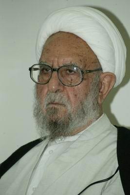 آیت الله امینی ,ریاست مرکز تحقیقات
