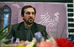 فرهاد دانشجو ,دانشگاه آزاد