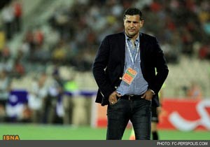 علی دایی ,  سرمربی تیم فوتبال پرسپولیس