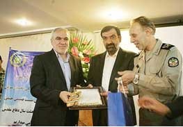 پرسپولیس ,مشکل  خروج مدیر استقلال ,