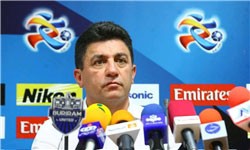 لیگ برتر ایران ,انتقادسرمربی تیم فوتبال استقلال از رفتار مسئولان بوریرام 