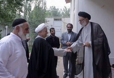 زادگاه ناطق نوری,تصاویر هاشمی میان مردم اوزکلا