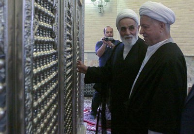 زادگاه ناطق نوری,تصاویر هاشمی میان مردم اوزکلا