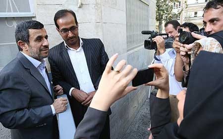 بازگشت احمدی‌نژاد به دانشگاه