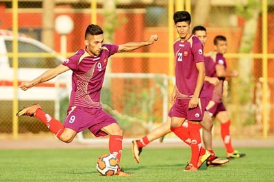 پيام صادقيان,پيام صادقيان بازیکن پرسپولیس,عکس پيام صادقيان