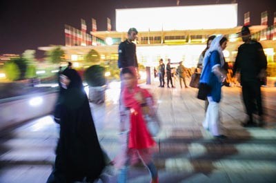 گشت ارشاد,برج میلاد,برخورد گشت ارشاد با زنان بی حجاب