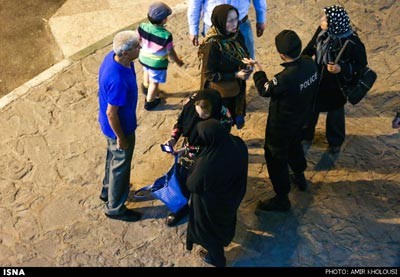 گشت ارشاد,برج میلاد,برخورد گشت ارشاد با زنان بی حجاب