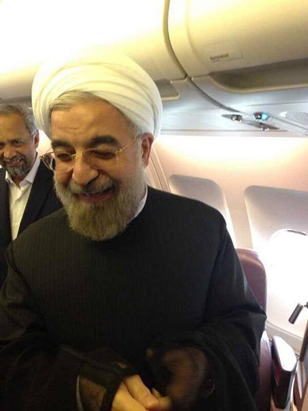 تصویر روحانی پس از تماس اوباماو در حال عزیمت به ایران