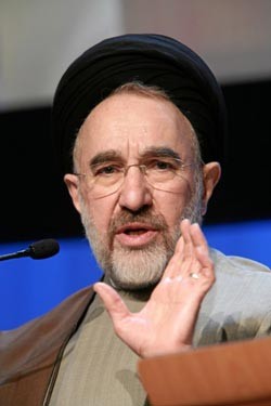 نظر خاتمی درباره آزادی زندانیان سیاسی ,محمد خاتمی