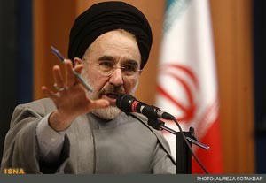 انتقاد خاتمی از حوادث فرودگاه مهرآباد, محمد خاتمی