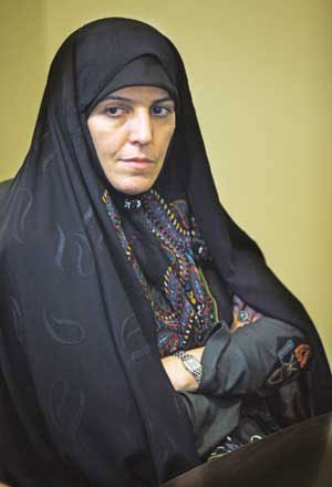 محمد شریعتمداری , حسن روحانی 