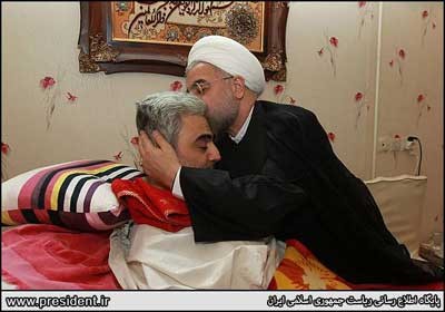 دیدار روحانی با جانباز قطع‌نخاعی ,دیدار روحانی با خانواده شهدا