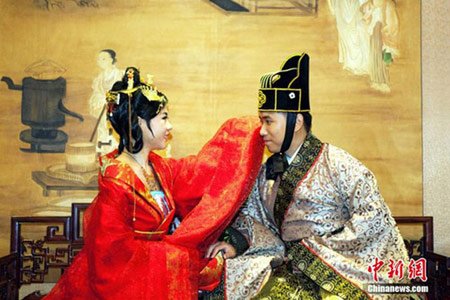 اخبار,اخبار گوناگون,مراسم عروسی سنتی در چین,تصاویر جشن عروسی در چین