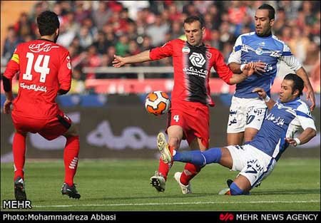 اخبار,اخبار ورزشی,دیدار استقلال و پرسپولیس,تصاویر تیم های استقلال و پرسپولیس