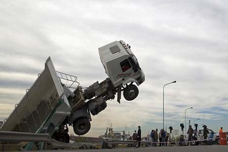تصادف در یکی از بزرگراههای بوینس آیرس، آرژانتین