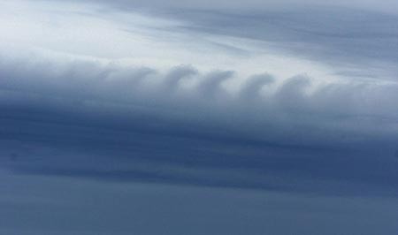 ابر بسیار نادر موج گونه بر فراز دریای شمال در ساندرلند