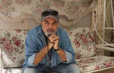 اخبار,اخبار فرهنگی,درد و دل محسن تنابنده بر سر خاک مادر