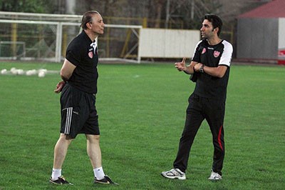 اخبار,اخبارورزشی, جشن تولد در تمرین پرسپولیس