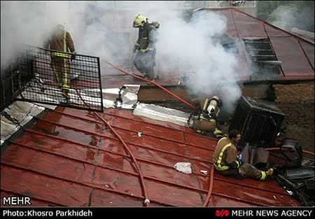 اخبار,اخبار اجتماعی ,آتش سوزی در انبار فرش بازار تهران 