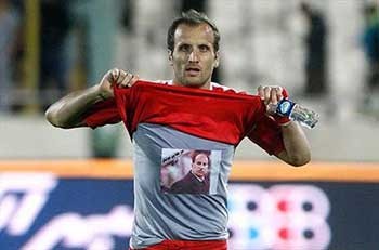 اخبار,اخبار ورزشی,پیامک مدافع پرسپولیس برای برنامه 90