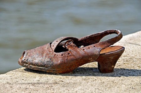 اخبار,اخبار گوناگون,کفش های آهنی