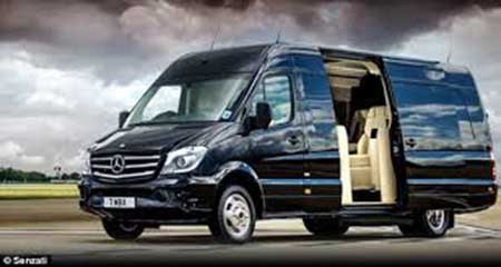 داخل این خودروی سواری به حمام بروید 