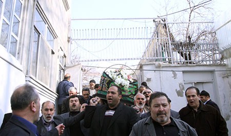 اخبار,اخبارسیاسی,تشییع‌صادق‌طباطبایی ازحسینیه‌جماران