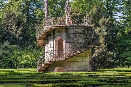 زیباترین باغ ها,باغ های پیچ در پیچ