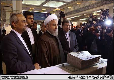 اخبار,اخبارسیاسی,رییس جمهور در نمایشگاه مطبوعات و خبرگزاری ها