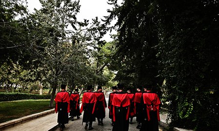 اخبار,اخبار بین الملل,شنل قرمز ها