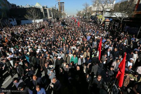  اخبارسیاسی ,خبرهای  سیاسی , اقامه نماز بر پیکر واعظ طبسی با حضور رهبری  