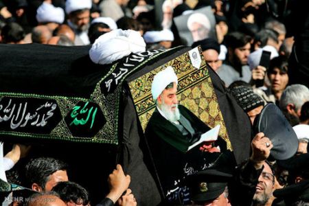  اخبارسیاسی ,خبرهای  سیاسی , اقامه نماز بر پیکر واعظ طبسی با حضور رهبری  