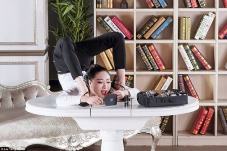   اخبارگوناگون ,خبرهای   گوناگون ,انطعاف پذیرترین دختر چینی