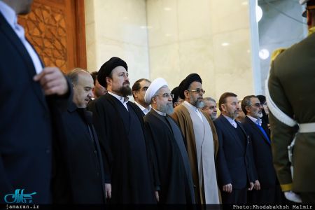 تجدید میثاق رئیس جمهور و اعضای هیئت دولت با آرمان های حضرت امام(س) تجدید میثاق رئیس جمهور و اعضای هیئت دولت با آرمان های حضرت امام(س)