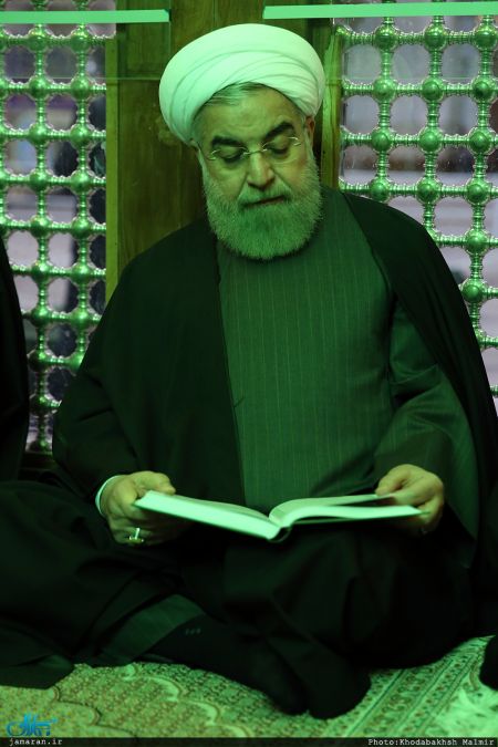 تجدید میثاق رئیس جمهور و اعضای هیئت دولت با آرمان های حضرت امام(س) تجدید میثاق رئیس جمهور و اعضای هیئت دولت با آرمان های حضرت امام(س)