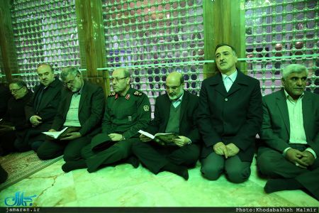 تجدید میثاق رئیس جمهور و اعضای هیئت دولت با آرمان های حضرت امام(س) تجدید میثاق رئیس جمهور و اعضای هیئت دولت با آرمان های حضرت امام(س)