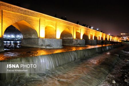    شادمانی از زنده‌شدن زاینده‌رود  