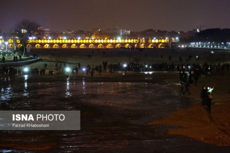    شادمانی از زنده‌شدن زاینده‌رود  