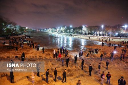    شادمانی از زنده‌شدن زاینده‌رود  