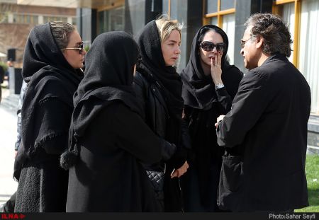 مراسم تشییع پیکر زنده یاد خسرو شجاع زاده مراسم تشییع پیکر زنده یاد خسرو شجاع زاده