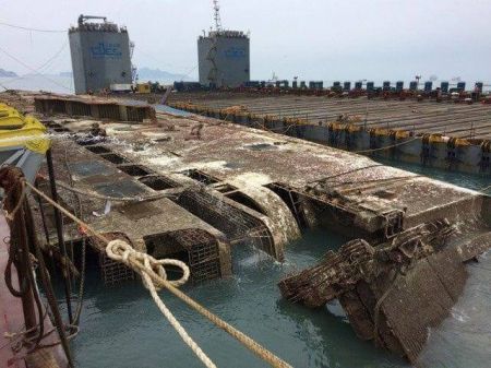 بازگشت کشتی غرق‌شده کره‌جنوبی به سطح آب
